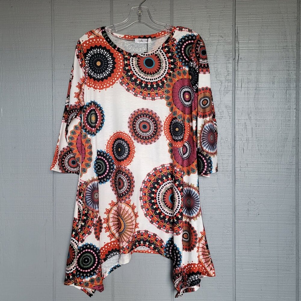 Sophie Rae Multicolor Print Asymmetrical Tunic Top. Size 2XL